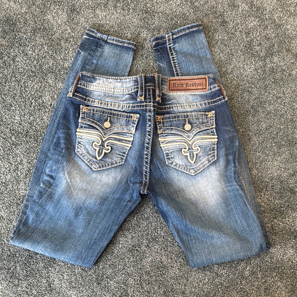 Rock Revival Blue Skinny Jeans with Distressed Vintage Look - Picture 3 of 4